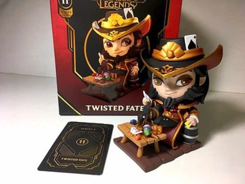 Official League of Legends Kha'Zix Voidreave Collectible