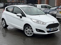 2016 Ford Fiesta 1.0T EcoBoost Zetec Hatchback 5dr Petrol Powershift Euro 6 (100