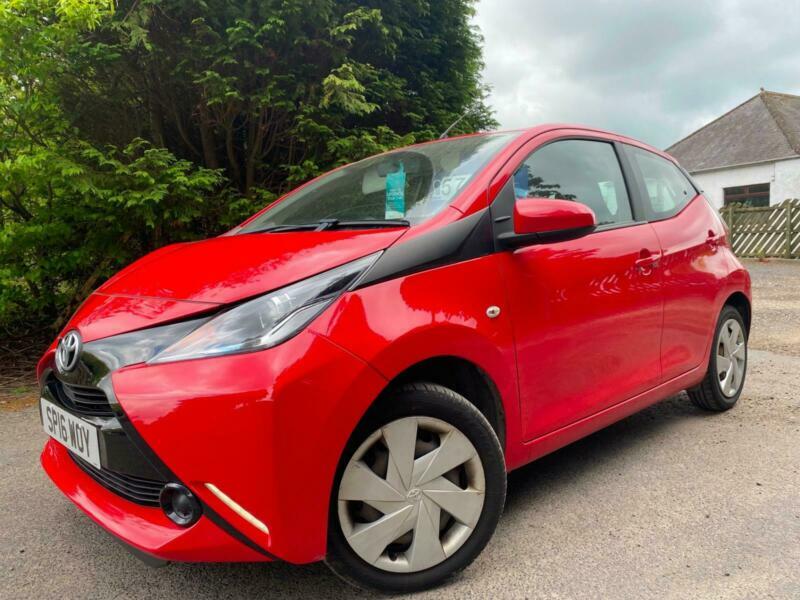 2016 TOYOTA AUGO 1.0 VVTI XPLAY 5DR 53,000 MILES FULL SERVICE HISTORY