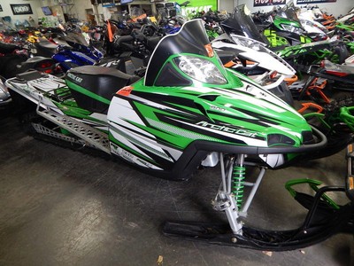 2010 Arctic Cat® M8 153 Green
