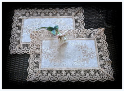 Doilies Lace Embroidered Place mats End Table Natural Beige Neutral Set of Two