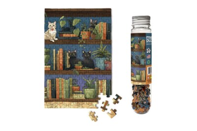 Cat Tales 150 Piece Mini Jigsaw Puzzle Micro Puzzles New