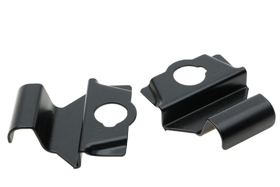 Yakima Q23 Q Tower Clips w/ D Pads & Vinyl Pads #00623 2 clips Q 23 NEW in box