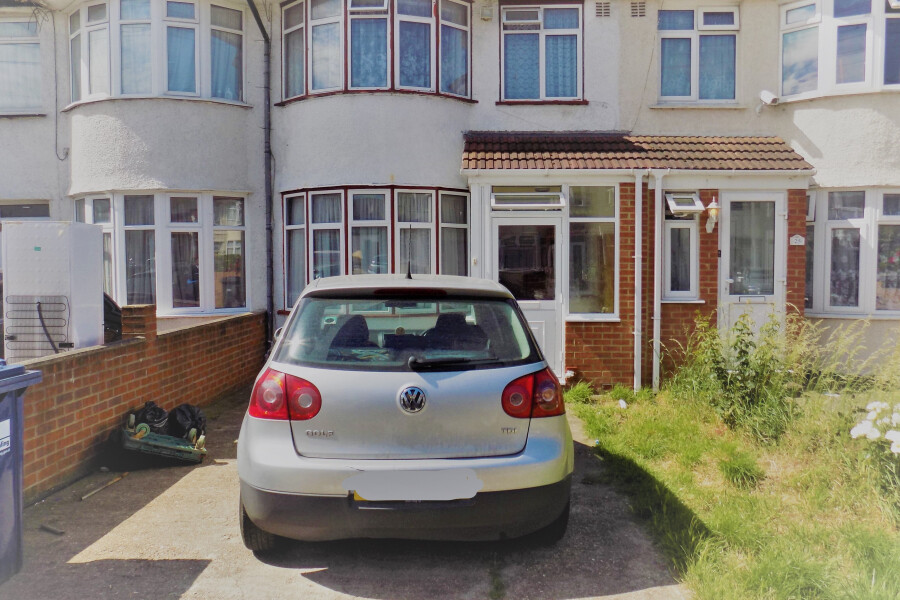 4 bedroom house in Southall, UB1 in Greenford, London Gumtree