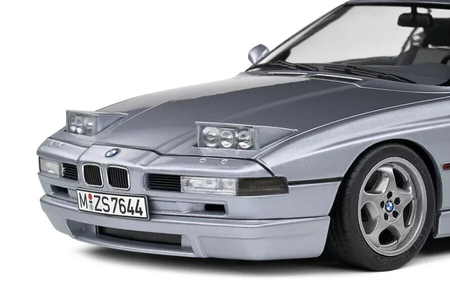 1/18 BMW 8 Series 850 CSi (E31) 1992 Silver Diecast Model Car by