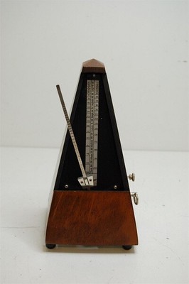 Vintage German Wittner Wood Base Metronome Clockwork Key Wind Pyramid