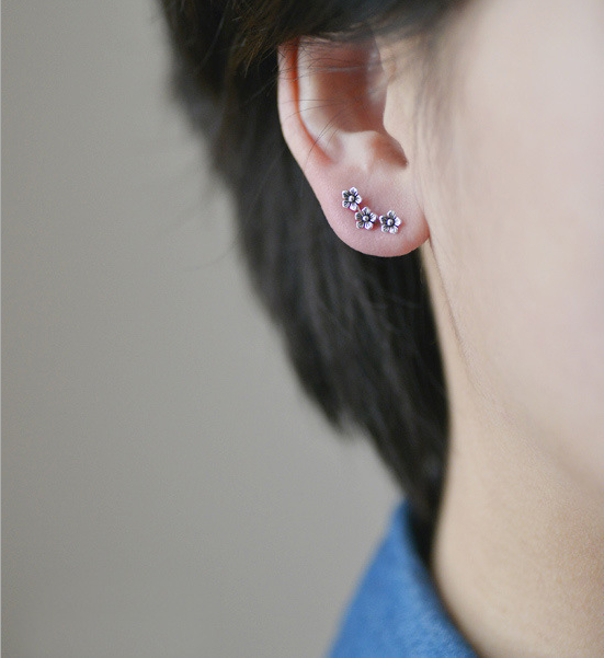 Oxidized 925 Sterling Silver 3 Rose Flower Ear Crawler Stud Earrings Gift K19