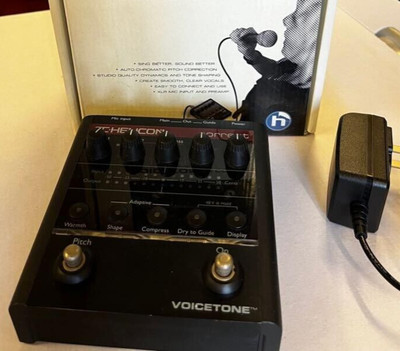 TC HELICON Voicetone Correct Vocal Processer Tone Effects Pedal F/S From Japan