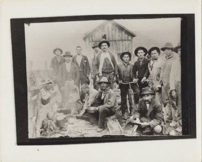 PHOTO OF WORKERS TAKING A LUNCH BREAK FROM NEGATIVE ON PHOTO PAPER