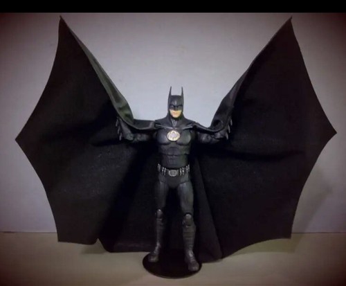 Custom Batman Mcfarlane 1989 Keaton dc multiverse Leather Wired Cape NOT FIGURE