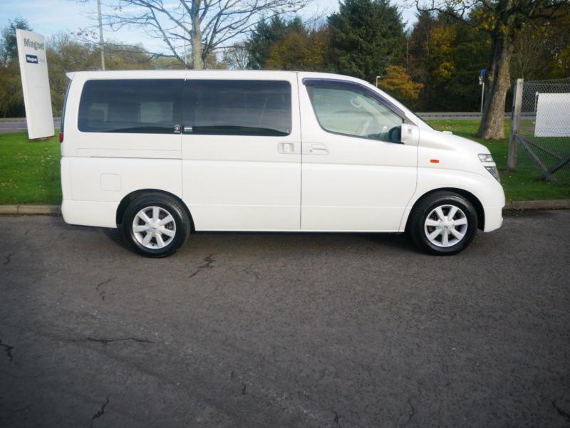 Nissan elgrand 2003