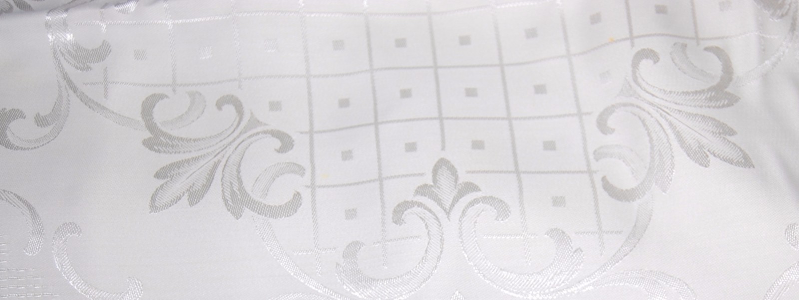 Vintage DAMASK UPHOLSTERY Fabric 3.5 Yards Ornate Woven Pearl White Jacquard