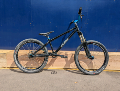 243 racing dirt jumper top