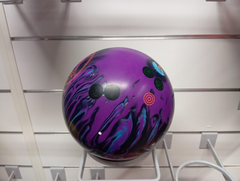 2nd Hand Bowling Ball - Ebonite the One Encore - 15lbs - Filled And Polished