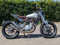 2019 CCM SPITFIRE FLAT TRACKER SKUNKWORKS EDITION  PETROL Manual