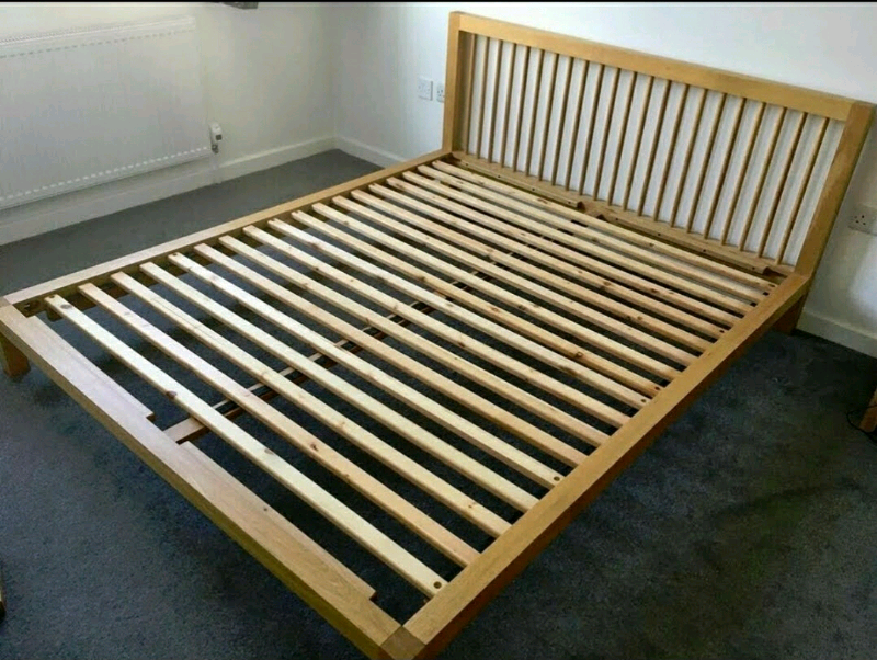 Habitat Seville Solid Oak EU King Bed Frame In impeccable Condition