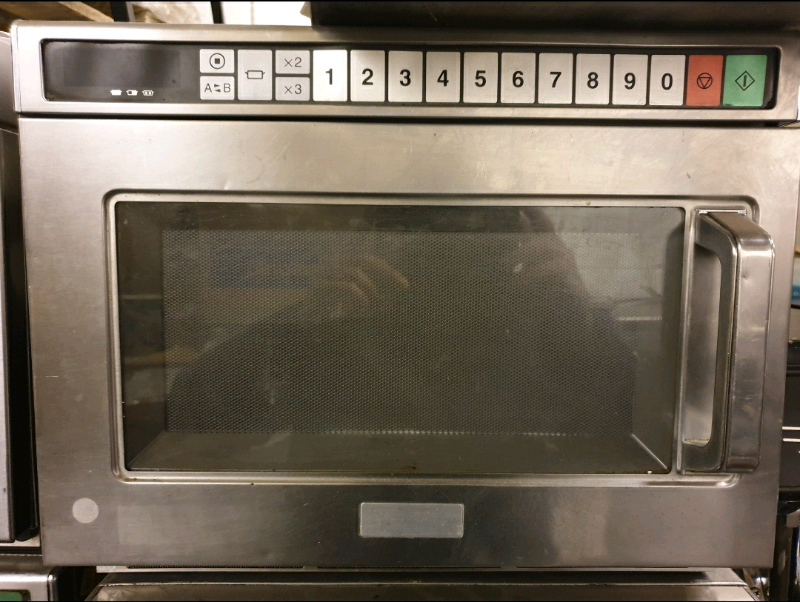 PANASONIC COMMERCIAL USED MICROWAVE 1800 WTT COMMERCIAL MICROWAVE OVEN