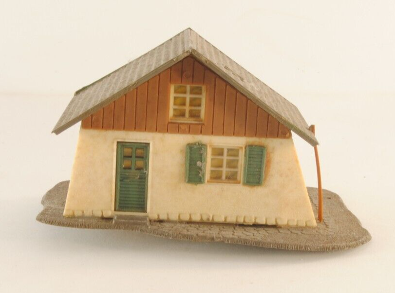Casa di montagna modello casetta per diorama ferroviario H0 1:87