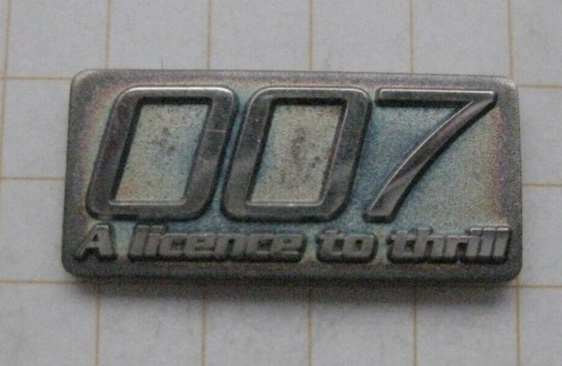 007 A Licence  To Kill ................................. Film-Pin (212i)