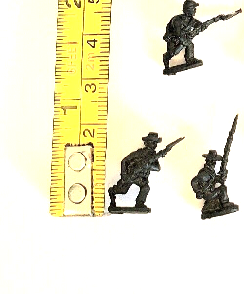 Miniature 20mm Metal Soldiers Lot of 25 Civil War Figures