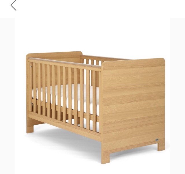 Mamas and papas Haxby Cot/Toddler BedOak. Complete with mamas and