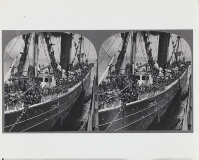 PHOTO OF STEREOVIEW OF SOLDIERS ON BOAT FROM NEGATIVE ON PHOTO PAPER