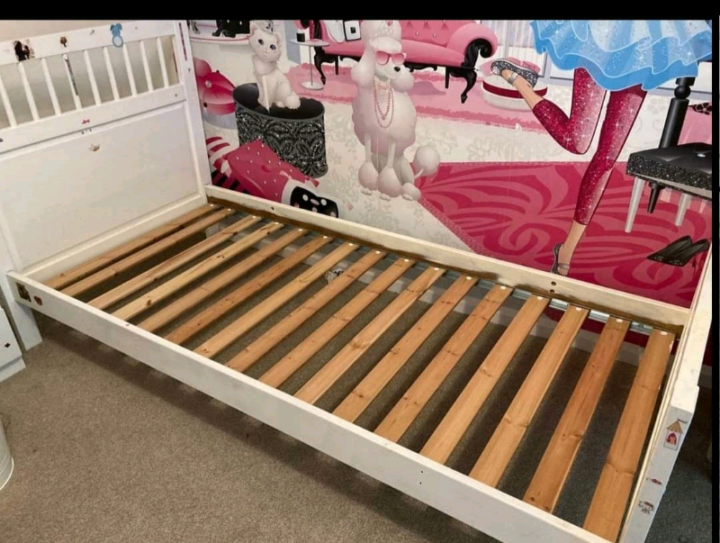 Ikea single painted bed frame. Delivery available extra in Bradford