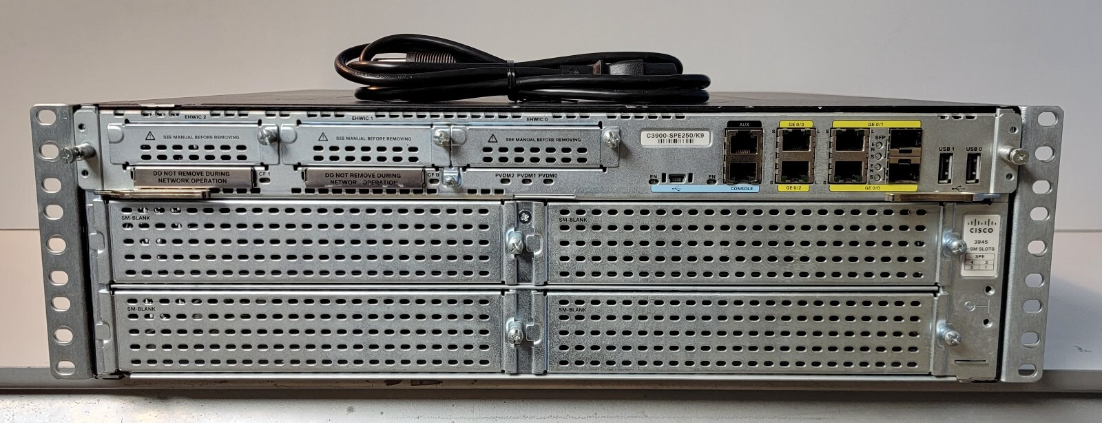 Cisco C3945E-VSEC/K9 Gigabit Services Router C3900-SPE250/K9 Cisco C3945E-VSEC/K9 Gigabit Services Router C3900-SPE250/K9