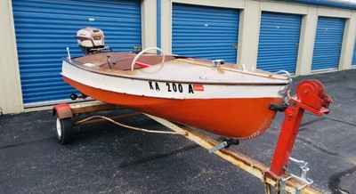 Classic Vintage Wooden Aluminum Runabout