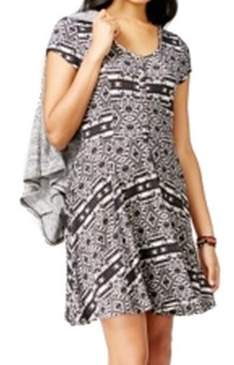 

BELLE DU JOUR Женское черное платье с короткими рукавами и расклешенным рукавом для юниоров, Черный