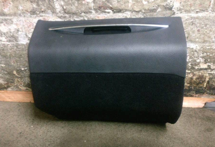 Genuine Mercedes Benz W209 209 CLK Class Glovebox glove box storage