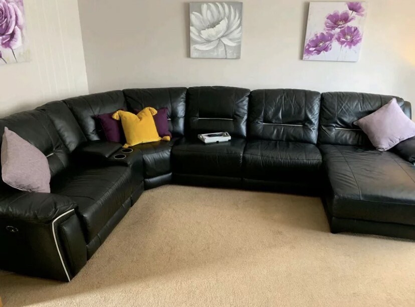 Right Hand Electric Reclining Leather Corner Sofa Media Tray In