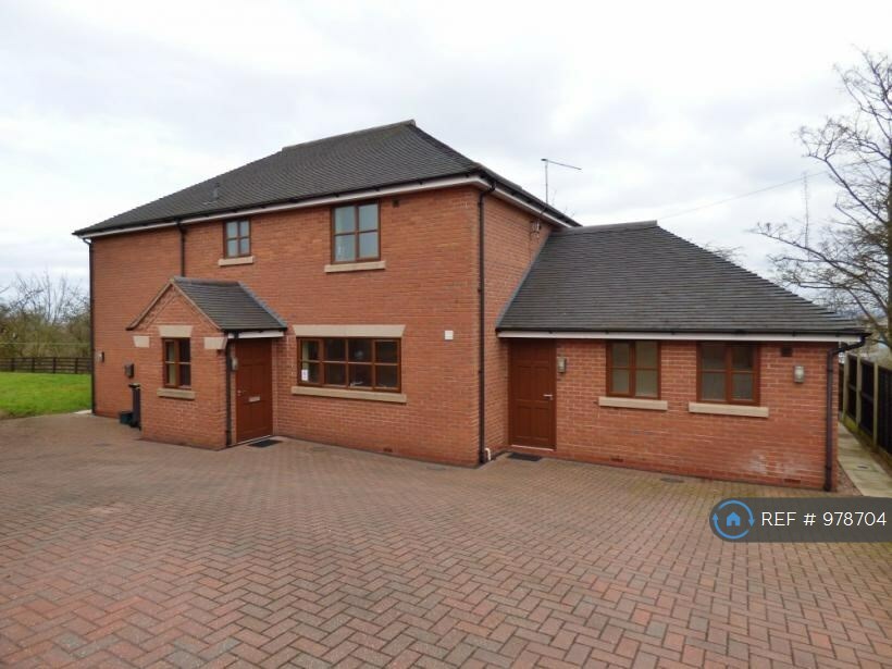 1 bedroom in Minton Street, StokeOnTrent, ST4 (978704) in Stokeon