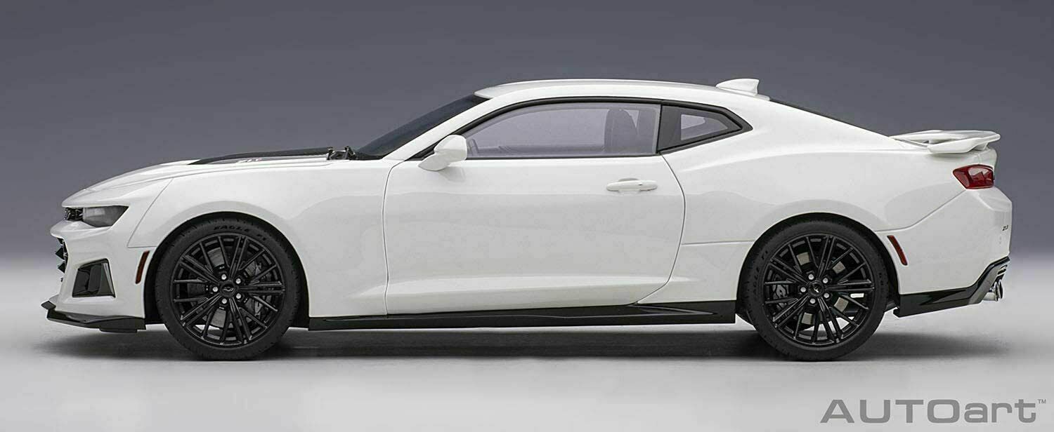 1/18 Chevrolet Camaro ZL1 Summit White Composite Model Car