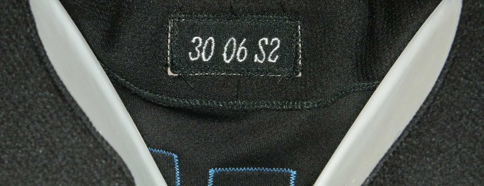 2006 Justin Speier Game Worn Toronto Blue Jays ALT Jersey #30 - Majestic Size 50