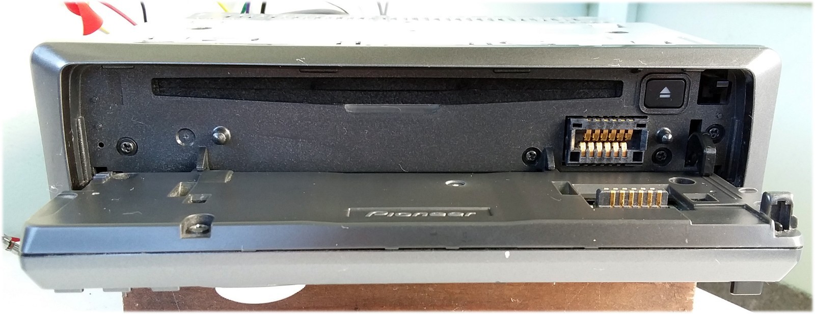 Pioneer DEH-P580MP CD + GEX-P920XM Satellite Digital Tuner