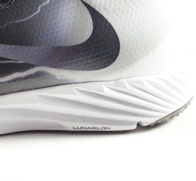 Nike Vapor Speed Turf Lightning Mens 10.5 Black White Pre-Game Shoes 847100-010