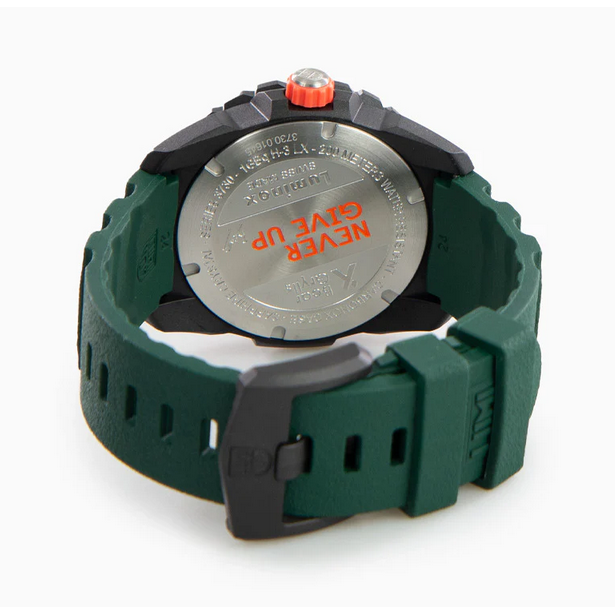 Pre-owned Luminox Xb.3735 Bear Grylls Survival Sapphire Crystal Men's Watch Green Strap