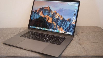 Macbook Pro Touchbar 15