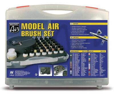 Vallejo 71.172 - Color Set Basic II 29 x 17ml + 1 Airbrush - New