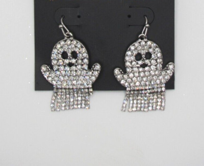 NEW SILVER TONE HALLOWEEN THEMED / HANGING GHOST PIERCED EARRINGS