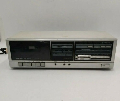 Vintage Sanyo Stereo Cassette Deck RD-S18 Silver Face tested