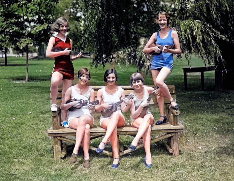 1926 Bathing Beauties with Ukuleles Old Photo 8.5" x 11" Reprint Colorized