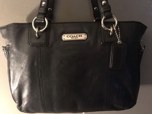COACH Gallery Smooth Leather Zip Tote Handbag Shoulder Bag