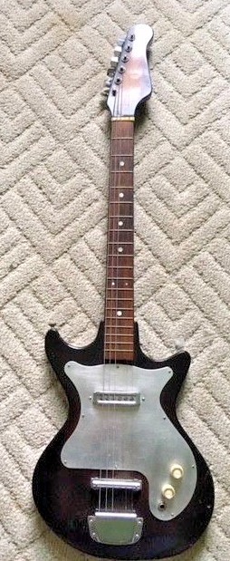 VINTAGE KINGSTON  early 60s ,complete , (teisco del ray, norma, ) very good !!