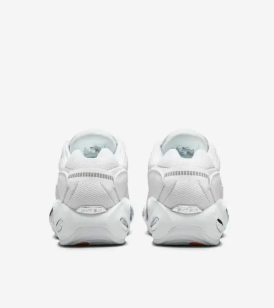 NIKE NIKE X DRAKE NOCTA GLIDE TRIPLE WHITE DM0879-100