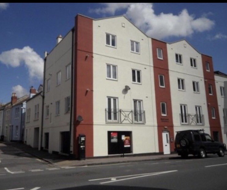 Lovely 1 bed flat to rent on the popular North Street, Bedminster
