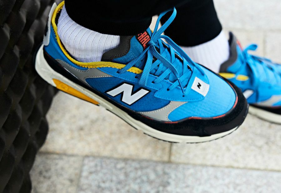 靴 arts&science New blucher Amazon.com: Neon Bright Feather Print Walking Shoes for Men