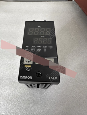 1pc  new   Omron E5EK-AA2B