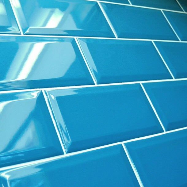 Teal ceramic metro tiles 6 boxes of 50 bevelled Fabresa tiles in